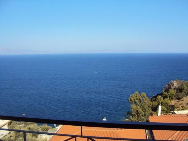 Sea And Sky Infinity Blue Apartment Gythio Esterno foto